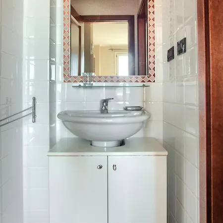 Holiday home Casa Immersa Nella Natura Con Piscina, Ac E Wi-fi 4
