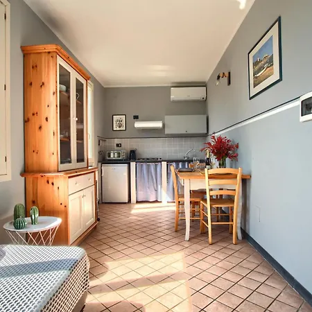 Holiday home Casa Immersa Nella Natura Con Piscina, Ac E Wi-fi 4